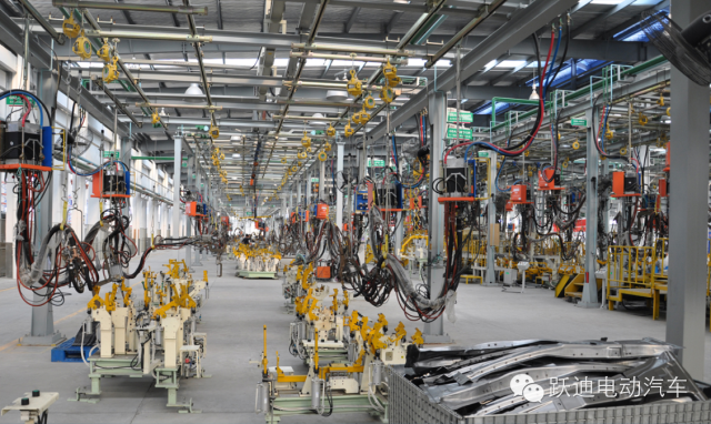 躍迪電動(dòng)汽車倍受市場追捧—批量發(fā)車甘肅進(jìn)行時(shí)