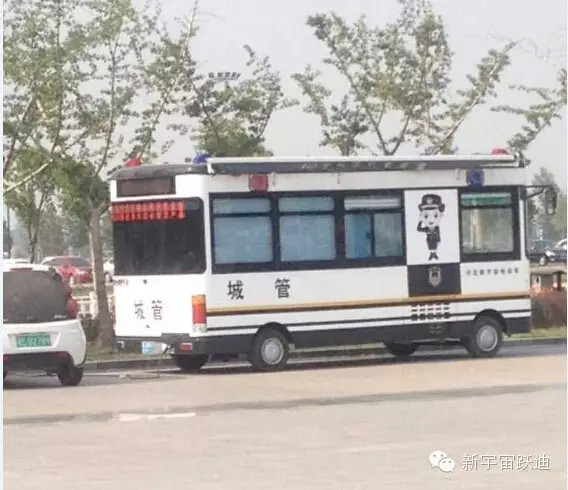 躍迪移動(dòng)警務(wù)室批量發(fā)車(chē)邢臺(tái)—零距離服務(wù)群眾