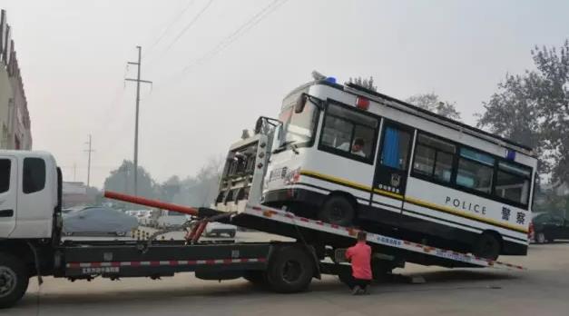 移動(dòng)警務(wù)室