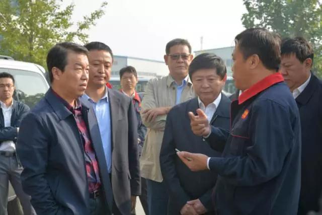 石家莊市市長(zhǎng)邢國輝一行到躍迪集團(tuán)視察調(diào)研