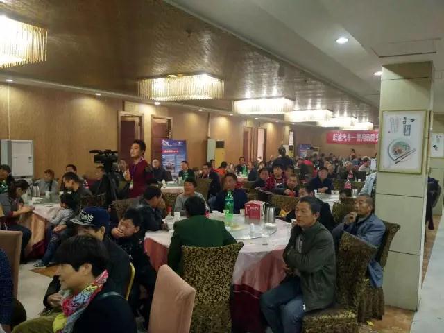 深秋送暖 感恩回饋——躍迪電動(dòng)汽車全民感恩團(tuán)購(gòu)會(huì)(河南站)圓滿落幕