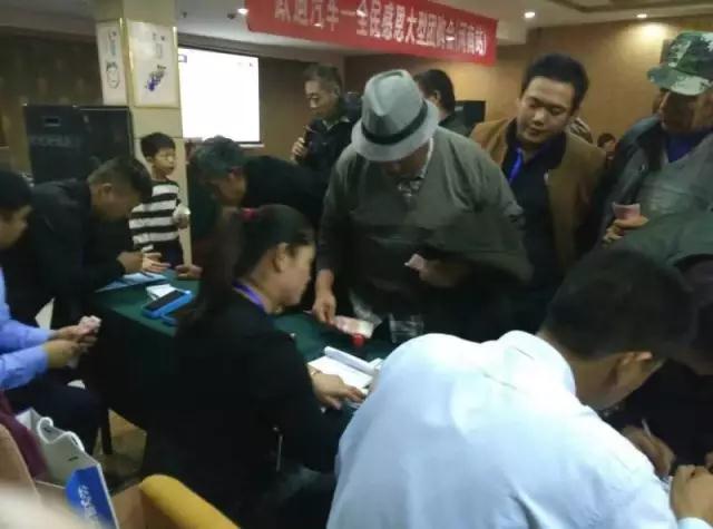 深秋送暖 感恩回饋——躍迪電動(dòng)汽車全民感恩團(tuán)購(gòu)會(huì)(河南站)圓滿落幕