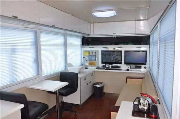 純電動警務(wù)室