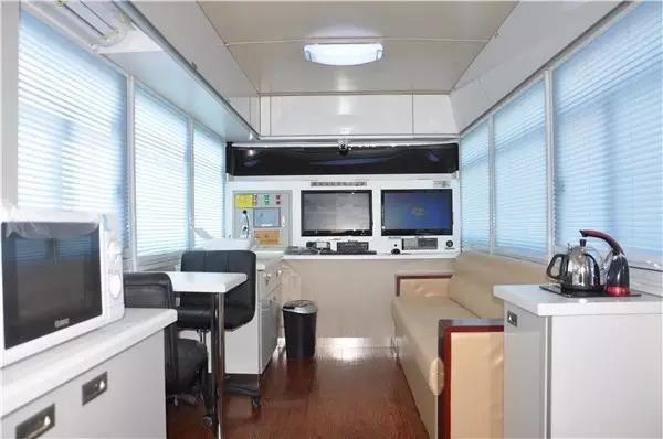 移動(dòng)警務(wù)室內(nèi)飾