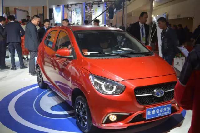 躍迪智能家族集結(jié)亮相鄭州展，萬人見證，共贏未來