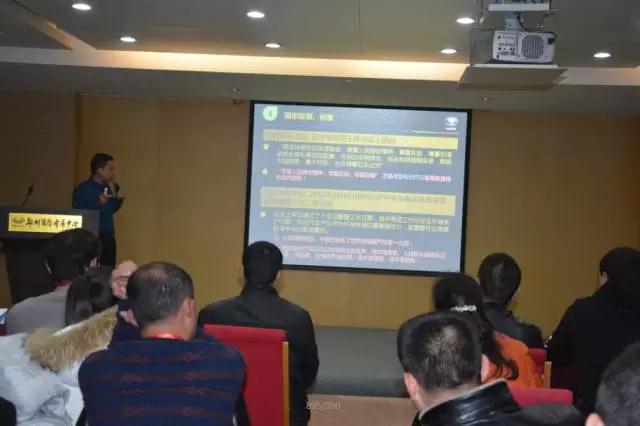 躍迪智能家族集結(jié)亮相鄭州展，萬人見證，共贏未來