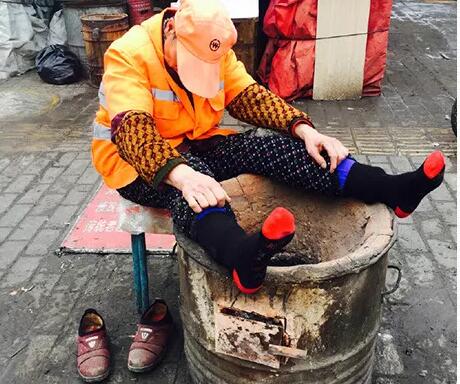 今天，躍迪向平凡而偉大的他們——環(huán)衛(wèi)工人致敬！