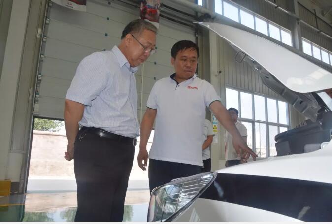 石家莊市人大常委會副主任安樹國一行蒞臨躍迪集團(tuán)參觀考察