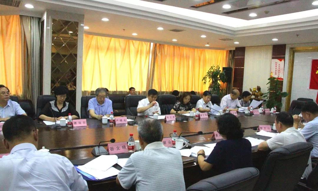 河北省政協(xié)常委、躍迪集團(tuán)董事長呂洪濤出席省政協(xié)重點提案督辦座談會