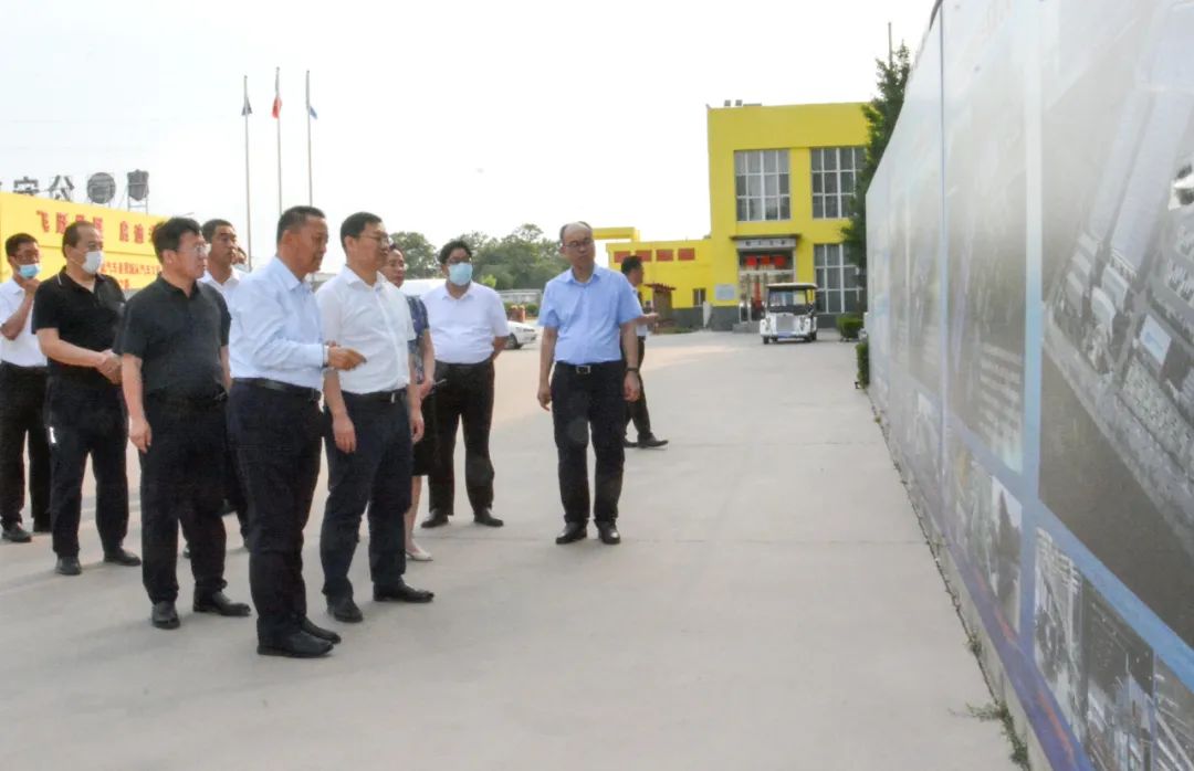 元氏縣委副書記、縣長曹鉑一行蒞臨躍迪集團(tuán)考察調(diào)研