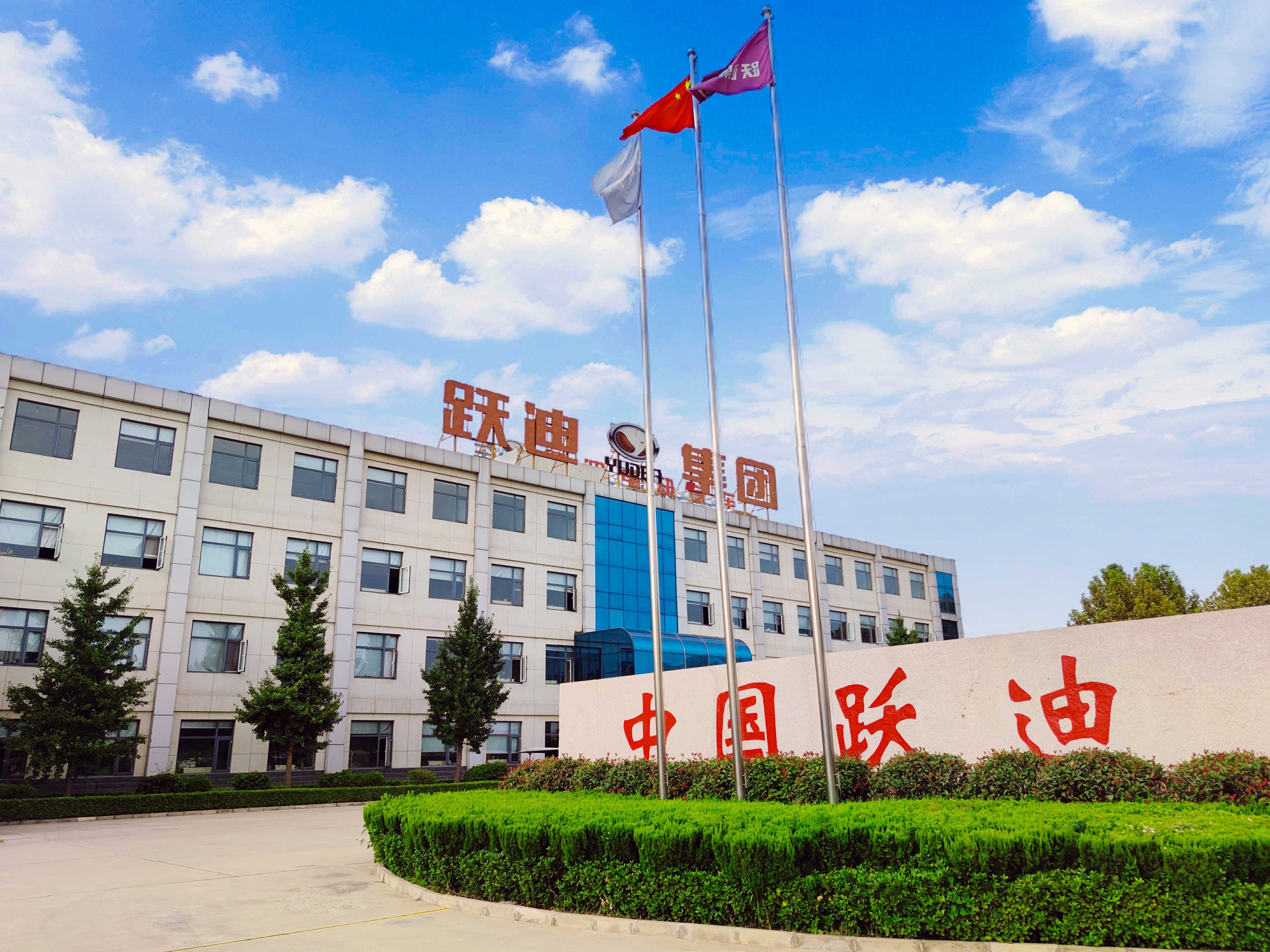 高效清掃，首選躍迪新能源清掃車