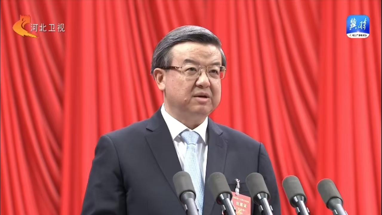 河北省政協(xié)十三屆三次會(huì)議開幕：河北省政協(xié)委員、躍迪集團(tuán)董事長呂洪濤參加會(huì)議并接受采訪